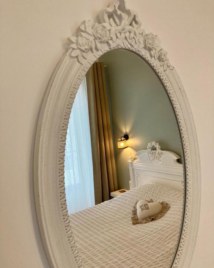 La Maison Virginie 1 A 2 Pers Hyper Centre- Cour- Parking- Linge- Fibre- Proximite Canal Piscine