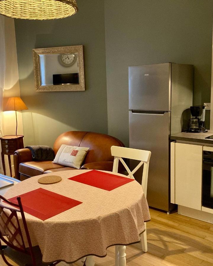 La Maison Virginie 1 A 2 Pers Hyper Centre- Cour- Parking- Linge- Fibre- Proximite Canal Piscine *